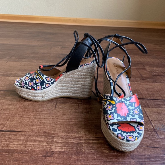 Colorful flower print 7B gladiator straps wedges - Picture 7 of 8